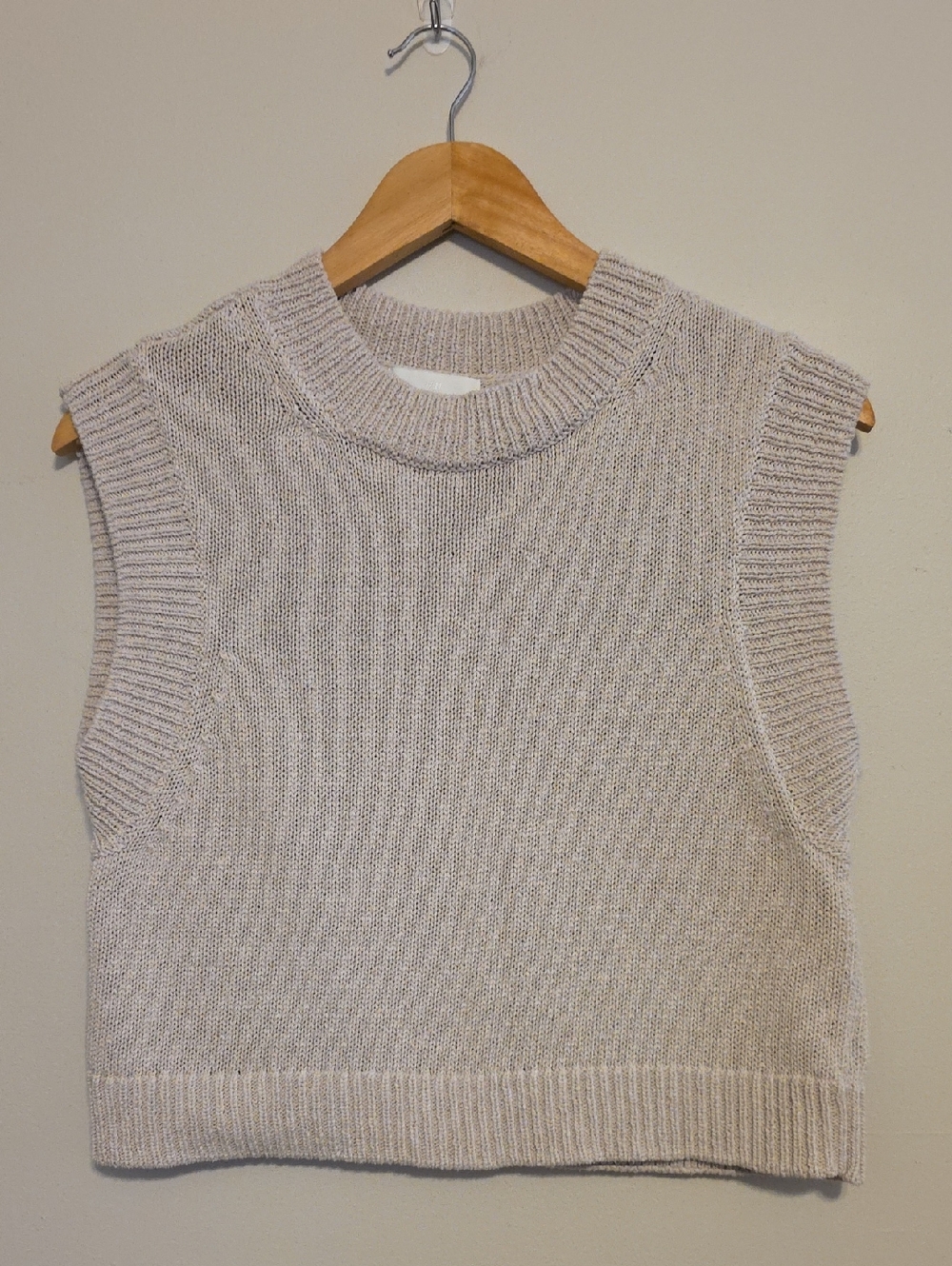H&M Cream Knit Sleeveless Sweater Vest